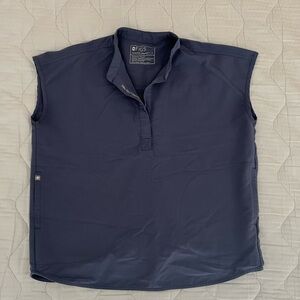 FIGS scrub set- space navy rafaela top and zamora bottom
